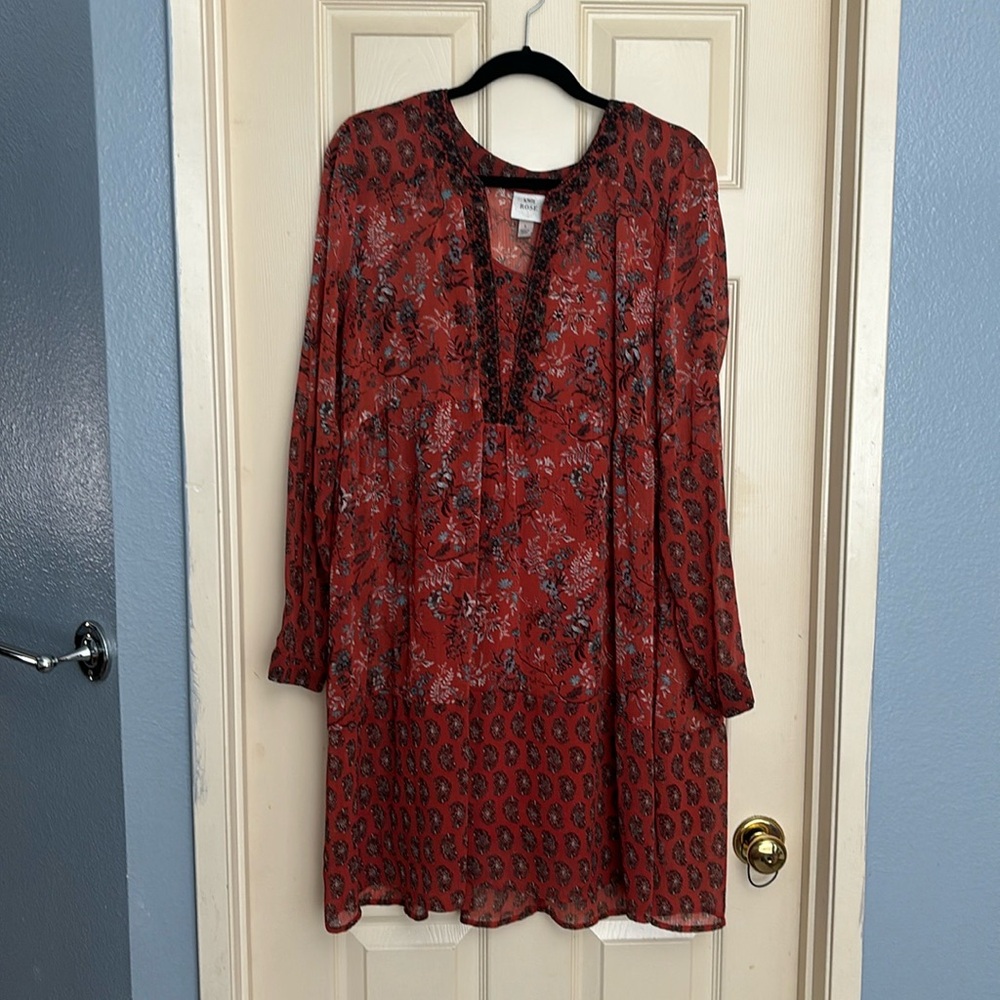 Knox rose size large dress